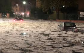 Nubifragio A Roma La Colpa Degli Allagamenti Non E Solo Dei Tombini Radio Colonna