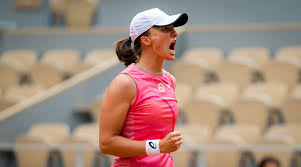 Monday At The French Open Swiatek Singing A New Tune This Time Around