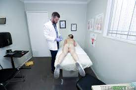 Kinky Doctor Fucking His Teen Patient During A Checkup photos (Vienna Rose,  Mike Mancini)  MILF Fox