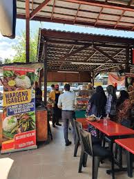 Nah sekarang, cabang tersebut hadir dengan wajah dan lokasi yang baru loh. Fad Manaf Twitterissa Tuan Tuan Apa Beza Antara Ayam Gepuk Pak Gembus Dengan Waroeng Isabella Sertakan Jawapan Kat Bawah Atau Cukup 500rt Aku Cerita Https T Co W0dwbla4o4