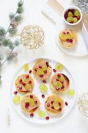 Crostinis De Panettone Au Foie Gras D Oie Un Dejeuner De Soleil Recette Noel Recette Aperitif Un Dejeuner De Soleil Foie Gras