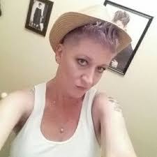 Lori Hobbs's Instagram, Twitter & Facebook