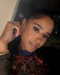 Nadia Bibbs's Instagram, Twitter & Facebook