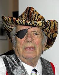 Susan Crossland's Instagram, Twitter & Facebook