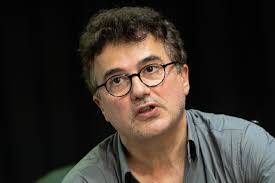 Un abandon des malades" : l'urgentiste Patrick Pelloux fustige le projet de  réorganisation des hôpitaux annoncé par Macron