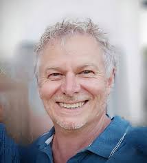 Un terrain d'entente: BIO, CV, CONTACTS, AGENDA