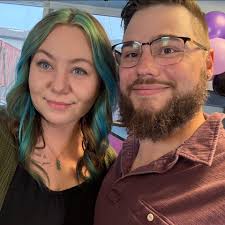 Can frozen acrylic paint be salvaged?