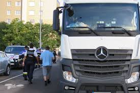 Tremie Fragile A Rouen A La Chasse Aux Poids Lourds Sur Les Quais Hauts De La Rive Gauche 76actu