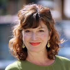 Hannah Dion's Instagram, Twitter & Facebook