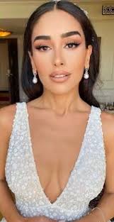 Danielle Benavides (benavides_danie)