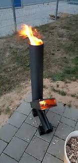 Als Terassenofen Der Ofen Wird Seitlich Oder Von Oben Befullt Die Hohe Des Ofens Betragt 950 Mm Er Ist Fur Pallets Raketenofen Gartenofen Feuerstelle Garten