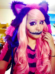 My Cheshire Cat Costume From Last Year If You Want To Try This Look Make Sure To Brin Cheshire Cat Costume Halloween Costumes Makeup Cheshire Cat Fancy Dress