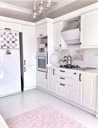 Zaten elinizde böyle bir avantaj varken, sadece modern mobilya seçimlerinde bulunmak işinizi. 5000 Mutfak Dolabi Modeli Ve Sahane Mutfak Dekorasyonu Ornekleri Ev Gezmesi Mutfak Dolaplari Mutfak Dolabi Mutfak
