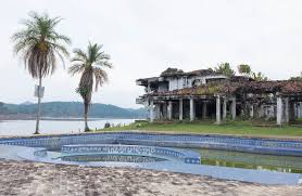 After sitting empty for 14 years, pablo escobar's former mansion in tulum has been turned into a boutique hotel dubbed casa malca. Captis Photos On Twitter Photo Of The Day December 14 Pablo Escobar Mansion Pabloescobar Colombia Https T Co Ce3rxqkbuh