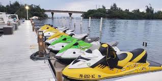 Wir gewährleisten produktsicherheit durch die auswahl von zertifizierten lieferern. Isla Verde Puerto Rico Jet Ski Tour Getyourguide