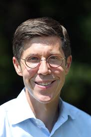 Providence mayor forum: Police funding, pensions and schools issues