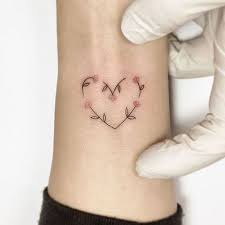 If you're looking for women's tattoo ideas that work on your upper arm only, these 10 designs will be perfect for you. Best Tattoos For Women Unique Female Tattoo Ideas Designs In 2020 Dope Tattoos
