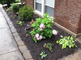 Pin By 4 Seasons Painting Landscapi On 4 Seasons Of Landscape Design Front Yard Landscaping Simple Yard Landscaping Simple Front Yard Garden