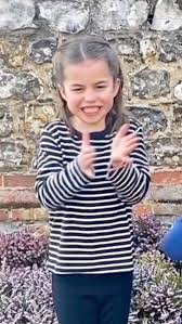 Pin Auf Princess Charlotte Of Cambridge