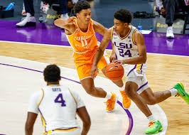 Here you'll receive specifics on the if you're thinking about becoming a member of loyola university chicago men's basketball program these are the individuals you need to get in touch with. Bracketology 2021 Creighton Loyola Chicago Arkansas Among Winners