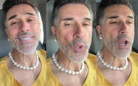 Te quieres sentir viejo? Así luce ahora Vilma Picapiedra.