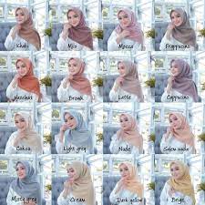 Oleh karena itu jangan sampai kehabisan stok order sekarang juga. Hijab Bella Square Model Pakaian Hijab Kerudung Warna