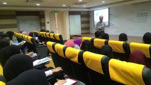 This status is granted to institutions whose degree program(s) incorporate at least 70% of the cfa program level 1. Inceif The Global University Of Islamic Finance On Twitter Prof Dr Syed Hamid Discussing What S The Role Of An Ethical Student Rakyat Human Being To Students Of Bachelor Of Finance Uitm Sarawak Today Https T Co Ab64sj1jg3