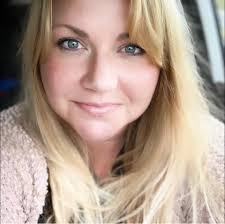 Cassie Meacham's Instagram, Twitter & Facebook