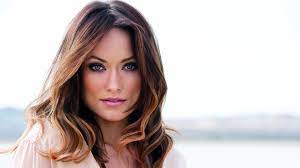 Her parents are leslie cockburn (née leslie corkill redlich) and andrew cockburn. Olivia Wilde Brunette Blue Eyes Portrait White Wallpapers Hd Desktop And Mobile Backgrounds