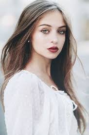 Annabelle Moody's Instagram, Twitter & Facebook