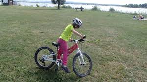 Wie Du Das Richtige Kinderrad Findest Kinder Fahrrad Kinderfahrrad Camping Mit Kindern