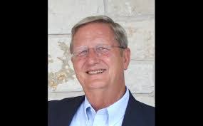 Dennis Maier's Instagram, Twitter & Facebook