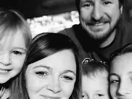 Fundraiser for Amber Moore by Bryeanna Jager : Help a family of five