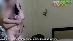 Disikat ama babang tatoo udah sange berat full 16mnitan. Brondong Ngentot Tante Kesepian Xnxx Movies