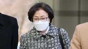 이라는 말 밖에 나오지 않는 지금 이 순간 토트넘 홈구장 화이트하트레인! S D39tqadtn8om