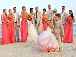 For desert vows, consider a dramatic veil that will look stunning against the sweeping landscape. How To Dress Your Kids For A Beach Wedding