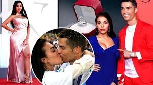 Cristiano ronaldo and georgina rodriguez know how to make it work but it's on their terms. Sportmob Cristiano Ronaldo Gets Engaged To Georgina Rodriguez Reports Say