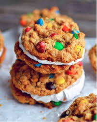 Jun 01, 2021 · but as if a new year's day cake heist isn't odd enough, the story became even more bizarre last week when, once again, kfvs reported on another theft of little debbie snack cakes from a different. 12 Copycat Little Debbie Recipes Allfreecopycatrecipes Com