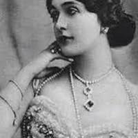 Along Came a Duke (Rhymes With Love, #1) by Elizabeth Boyle