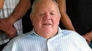 Edward Dry's Instagram, Twitter & Facebook