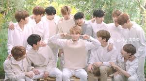 Die südkoreanische band seventeen ist mit neuer musik zurück. Awas Meleleh Intip Gantengnya Seventeen Di Video Iklan Kosmetik