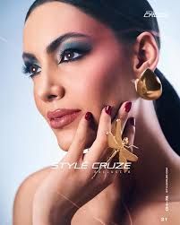 New cover x @stylecruze Photography: Karoline Becker @pineboxvs Photography  Assistant: Emmanuel Clemente @eclemente_ph Model: Luz Mariel Quezada  @luzmarielq Wardrobe stylist: Bramtco Martin @bramtco Makeup: Robert  Martínez @glambyrob_ Jewerly designer ...