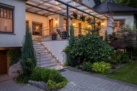 Erhohte Terrasse Im Garten Fur Ultimativen Luxus Und Komfort Von Erhohte Terrassen Das Sind Die Vorteile Und Mehrwerte Erhohte Terrasse Hochterrasse Terrasse