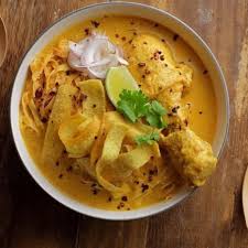 Traditional thai lemon grass soup with shrimp, scallops, mussels and fish. Best Thai Food Delivery In Singapore