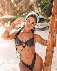 Página oficial da atriz, apresentadora, modelo e bailarina. No Mexico Aline Riscado Sensualiza Em Clique De Biquini Sbt