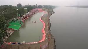 छठ पूजा के लिए दिल्ली में यमुना नदी पर तैयार वासुदेव घाट की चर्चा - ग्राउंड रिपोर्ट - BBC News हिंदी