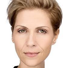 Anne Beyer's Instagram, Twitter & Facebook