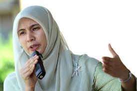 October 30, 2018 datin seri wan azizah. Naib Presiden Pkr Nurul Izzah Anwar Yakin Ibunya Presiden Pkr Datuk Seri Dr Wan Azizah Wan Ismail Mampu Menjadi Menteri Besar Selangor Yang Le Faces Face