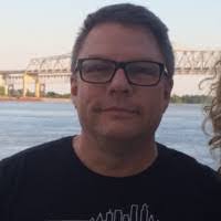 Aaron Dighton's Instagram, Twitter & Facebook