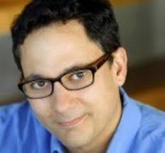 Everybody Loves Raymond' producer, writer signs